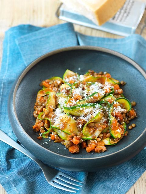 Tagliatelles de courgettes et bolognaise végétarienne